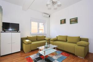 New! Apartment Gabriella 4+2, Privlaka