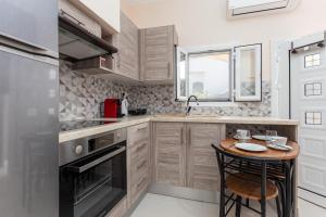 Fouki apartments Ipsos Beach