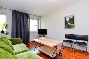 Vasaros namai Kalno gatvėje