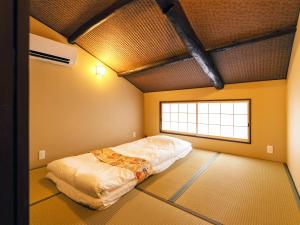 慶有魚·五条(Kyotofish·Gojo)*明治时期百年町屋近鸭川衹园*地暖庭院浴缸*京都民宿认证