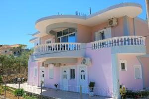 Vila Klevis