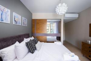 Dashing 2 BDR Mangroovy Free Pool & Beach Access