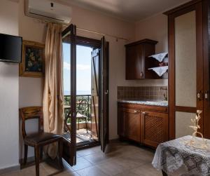 Chorostasi Guest House