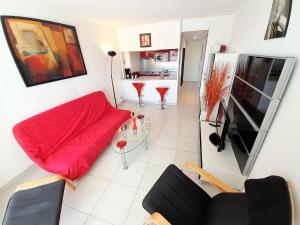 Village Naturiste - Mords moi
