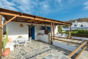 Agnanti Beach Apartments