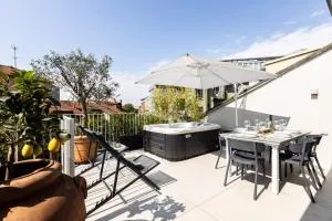 *Villa Olivo*with private terrace & Jacuzzi + 3bedrooms - Bollate