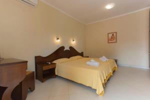 Studio room in Fouxia Apartments and Studios