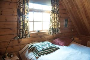 Vindheimar Cottage - Great View - Hot Tub