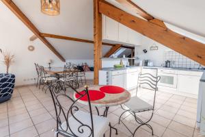 Appartements Apartment Classified 2 stars located 5 minutes from the shores of the lake : photos des chambres