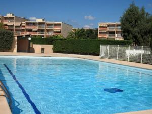 Studio cabine climatisé avec piscine et parking à Bormes-les-Mimosas - FR-1-610-75