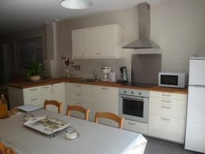 Maisons de vacances Grande ferme renovee avec equipements familiaux, proche de Bergues et Dunkerque - FR-1-510-169 : photos des chambres