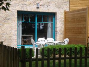 Maisons de vacances Grande ferme renovee avec equipements familiaux, proche de Bergues et Dunkerque - FR-1-510-169 : photos des chambres