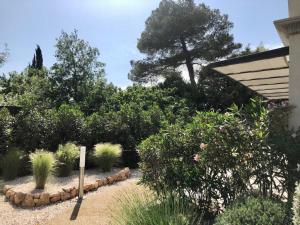 Appartements Le Clos d'Antonelle : Appartement avec Terrasse