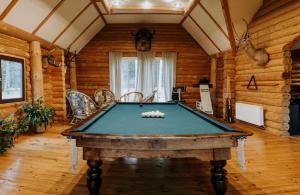 Hunters Lodge