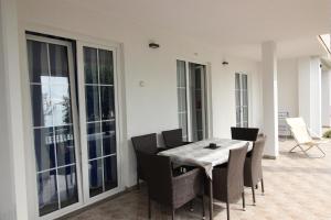 LUCA Ap4, APARTMENT IN FRONT OF THE BEACH