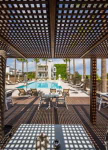 Sea View Hotel & Apartments