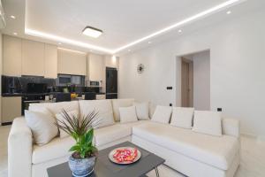 Royal View Villa - Private Pool & Hot Tub