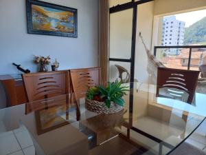 Lindo apartamento com vista para o mar em Caraguá!