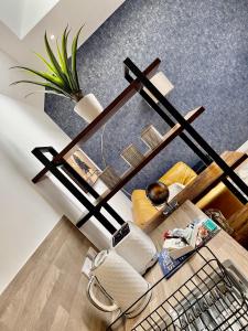 The Gallery At Warrenfield House