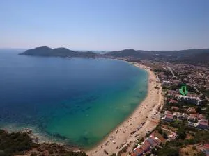 Beach Front Apartment - 帕雷恩特西菲基昂