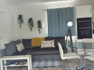 Bunlin Heights Self Catering Studio