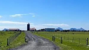 Bakland ad Lágafelli Apartment - Fíflholt