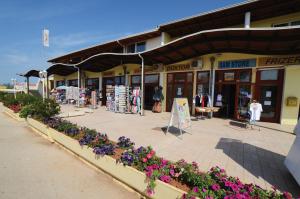 Happy Camp mobile homes in Centro Vacanze Bi Village