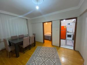2 bedrooms central area located appartment 2 floor