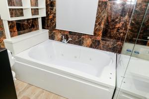 Hotel Pazari & Apartments