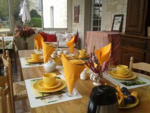 B&B / Chambres d'hotes Chateau de Bournand B&B : photos des chambres