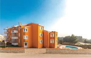 Awesome Apartment In Premantura With 2 Bedrooms, Wifi And Outdoor Swimming Pool