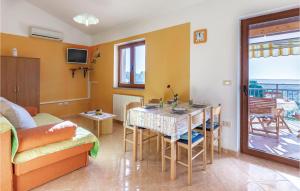 One-Bedroom Apartment in Vodnjan