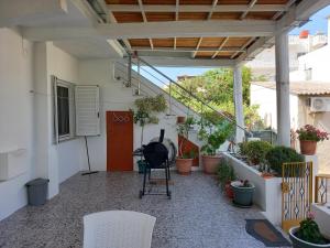 Alexandros cosy house for family vacation
