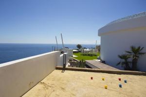 Sueño Azul by Aguilarent