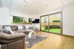 Casa Javi by Aguilarent