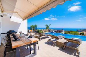 Villa Irene - Dream Seaview - by Holiday Rentals Villamar