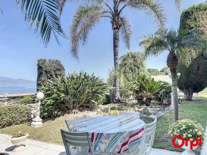 Villa Roquebrune-Cap-Martin, 7 pièces, 6 personnes - FR-1-647-11