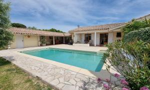 Villas Le Bariole, luxury villa with heated pool : photos des chambres