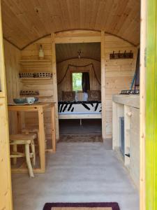 Campings LES ROULOTTES DU PILAT : photos des chambres