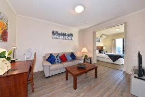 One-Bedroom Cozy Apartment in Perth CBD