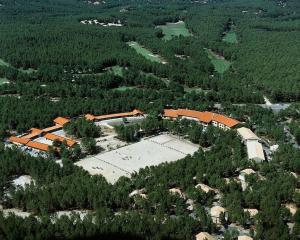 Lacanau-Océan T3 terrasse 50m2 au sein dun complexe touristique