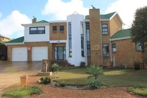 The Sun Catcher Bed & Breakfast - Agulhas