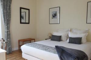 Hotels Le Rodin Bazas : photos des chambres