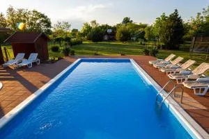 Tennis Guesthouse - Ordacsehi