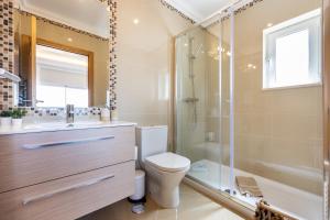 Casa Malhotra at Boa Vista Golf Resort, Bayview Village