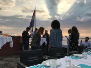 Hotels Ambassadeurs Logis Hotel : photos des chambres