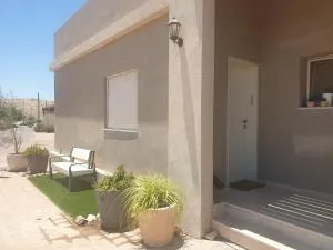 סויטה בלב המדבר. - Beʼer Ora