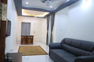 Yelza Hotel and Residence