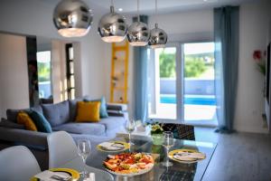 Luxurious Villa Natali