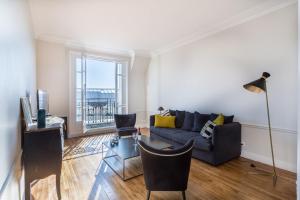 GuestReady - Designer Apartment - Eiffel Tower View!